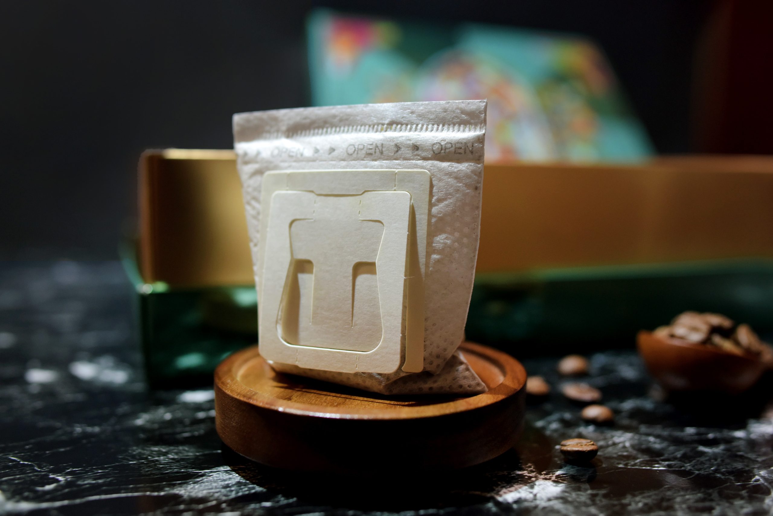 歐客佬 咖啡 2023中秋禮盒 掛耳專用杯 手沖壺 藝伎盛宴 Oklao Coffee 2023 Mid-Autumn Festival Gift Box Special Cup for Hanging Ears Hand Pour Pot Geisha Feast
