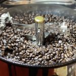 咖啡機 咖啡豆 烘豆 烘焙機 烘焙師 手搖烘豆機 電動烘豆機 coffee machine coffee beans roasted beans roaster roaster manual roaster electric roaster