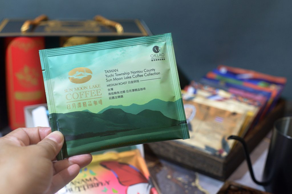 歐客佬 咖啡 節慶禮盒 精品掛耳 中淺培 中培 中深培 深培 Oklao Coffee Festive Gift Box Premium Hanging Ear Medium Shallow Pei Medium Pei Medium Deep Pei Deep Pei