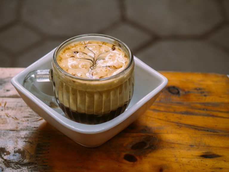 越南 河內 雞蛋咖啡 煉乳咖啡 奶昔咖啡 綠豆咖啡 酪梨咖啡 Vietnam Hanoi Egg Coffee Condensed Milk Coffee Milkshake Coffee Mung Bean Coffee Avocado Coffee