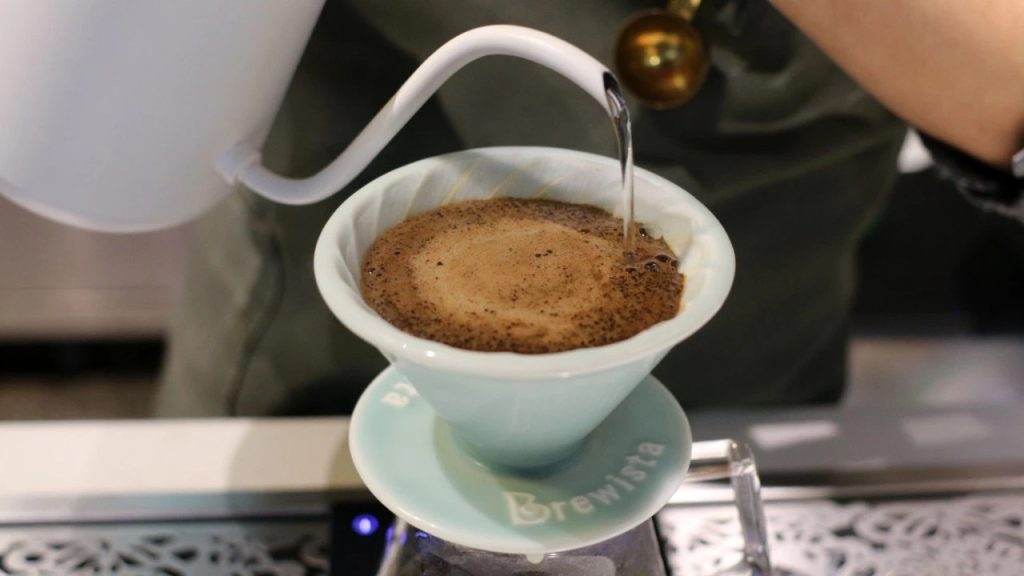 烘焙程度 悶蒸 手沖咖啡 注水 濾杯 現磨咖啡 萃取 Roast level steaming hand brewed coffee water filling filter cup freshly ground coffee extraction