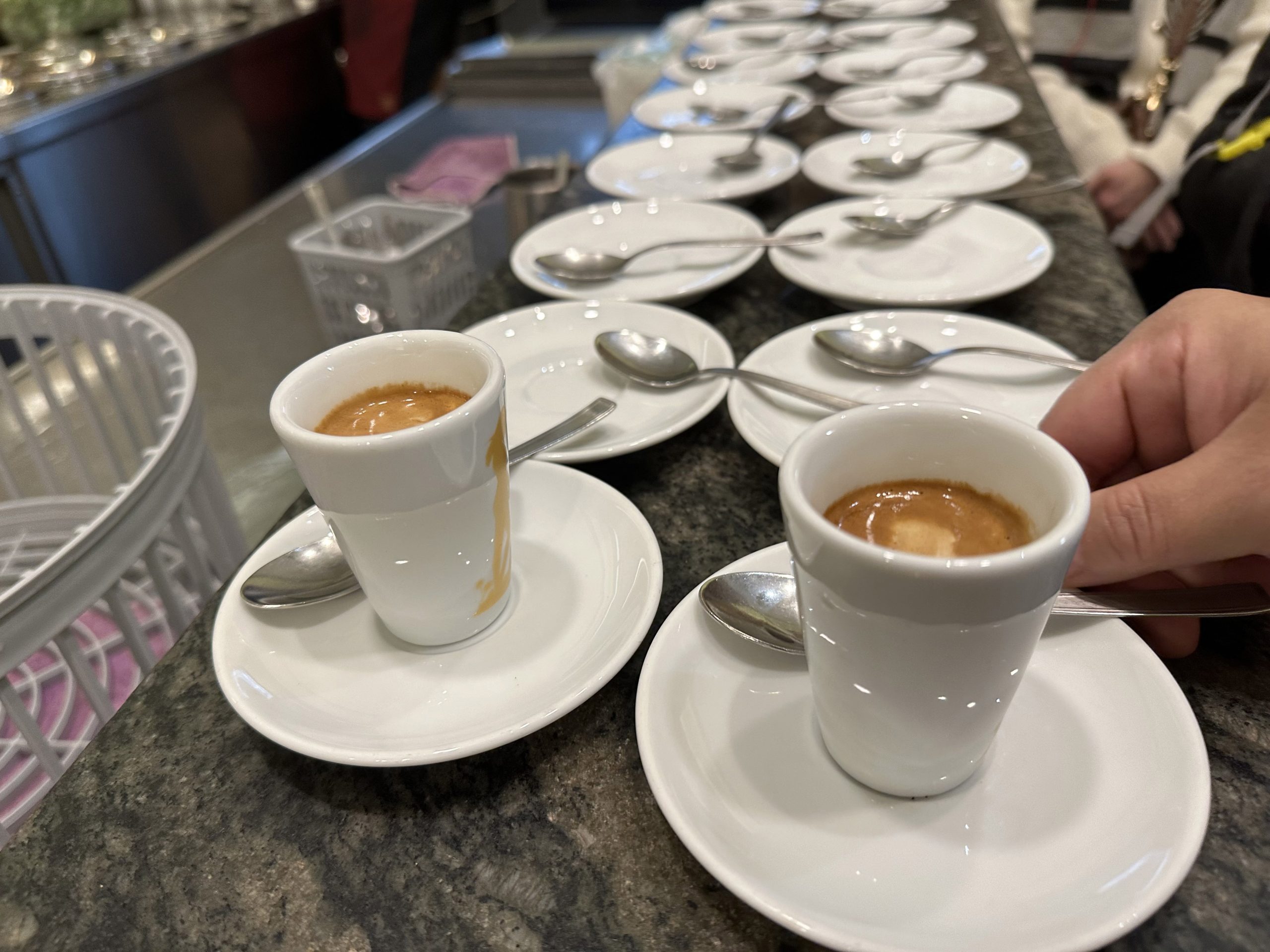 金杯咖啡 義大利 羅馬 阿拉比卡 摩卡壺 手沖咖啡 Golden Cup Coffee Italy Rome Arabica Moka Pot Hand-brewed Coffee
