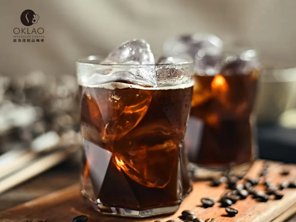 冰美式咖啡 美式咖啡 熱美式咖啡 濃縮咖啡 咖啡萃取 咖啡知識家 COFFEE+ 咖啡知識 咖啡